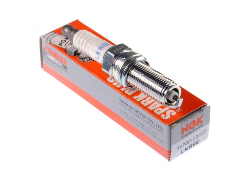 Yamaha NGK Spark Plug Yamaha F115B F130A LKR6E 9470200437